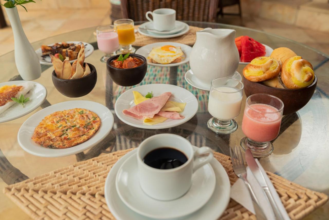 Hotel Almai 4*